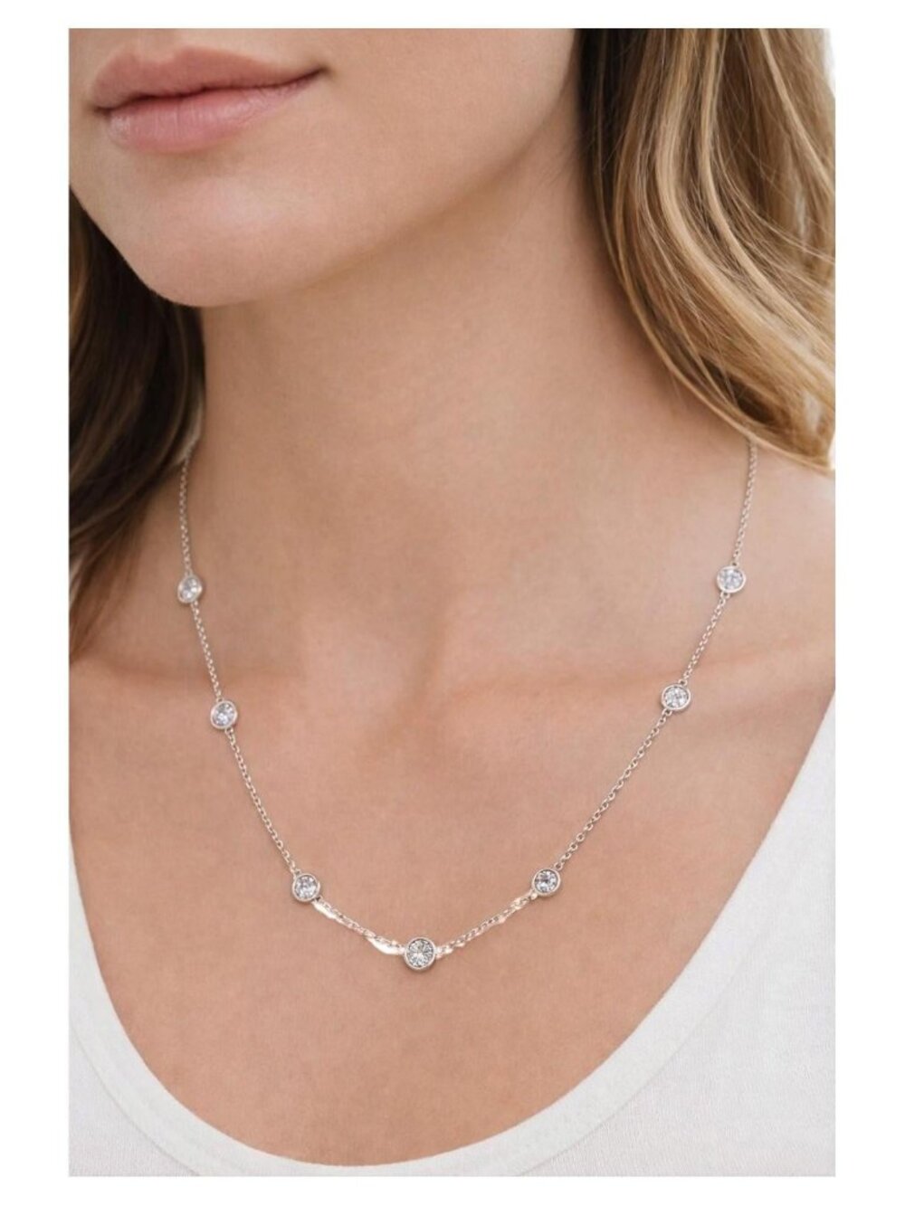 PRICE TO SELL- NO OFFER, 2.76 ct Natural Diamonds, 14K White Station Necklace